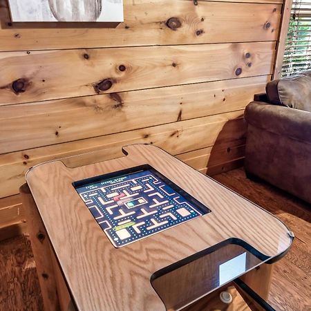 Mama Bear'S Moonshine Ridge Villa Gatlinburg Dış mekan fotoğraf