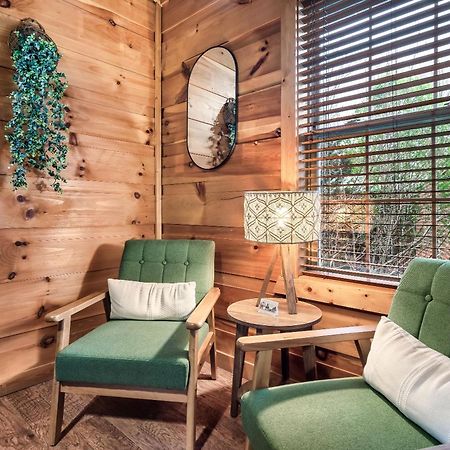 Mama Bear'S Moonshine Ridge Villa Gatlinburg Dış mekan fotoğraf