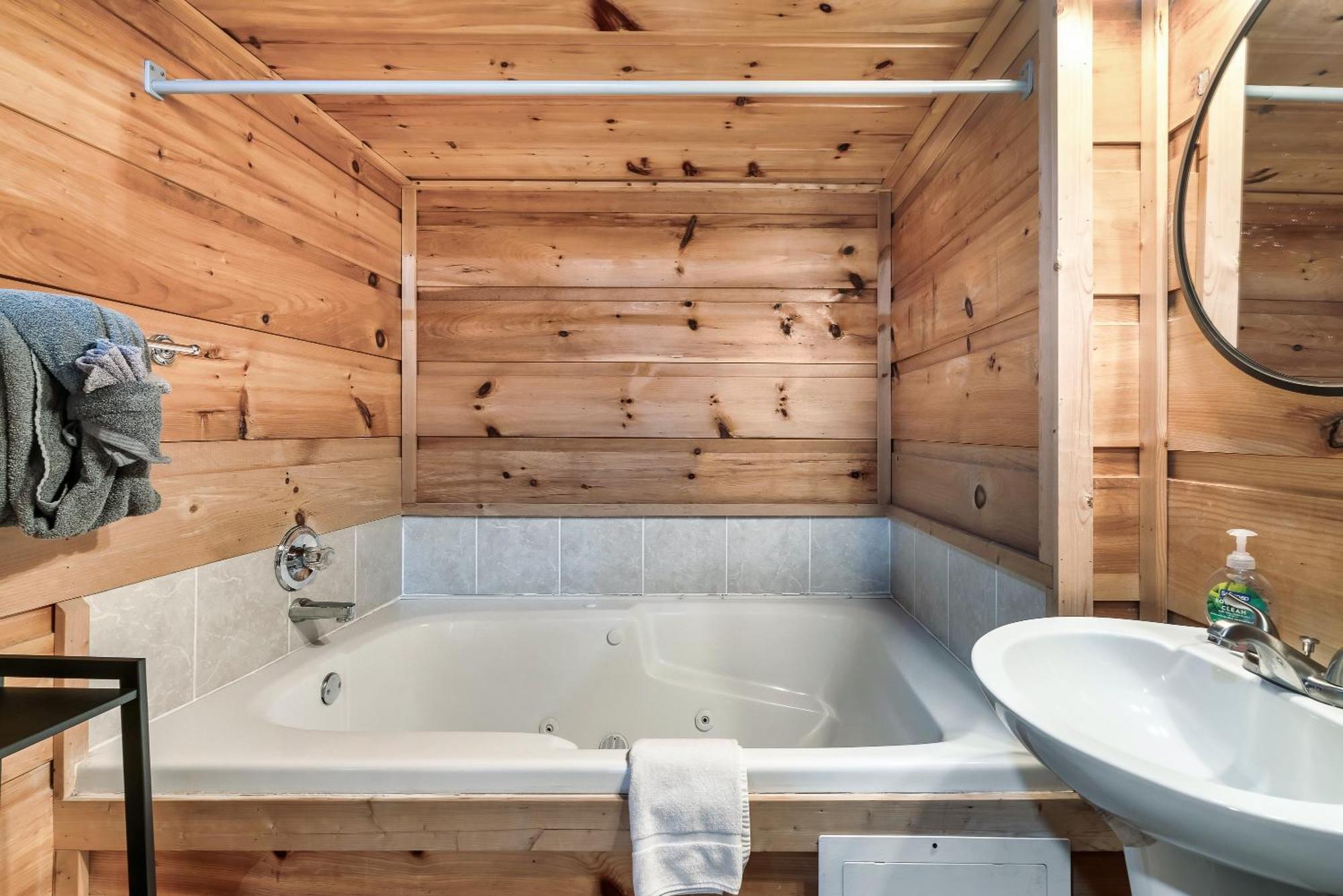 Mama Bear'S Moonshine Ridge Villa Gatlinburg Dış mekan fotoğraf